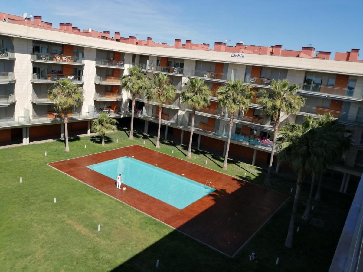 דירות קמברילס Apartamento Playa Esquirol מראה חיצוני תמונה